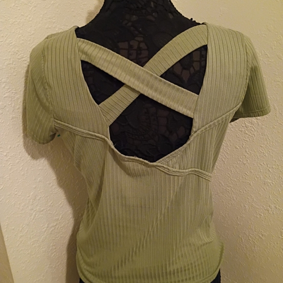 Men's Ribbed Olive Tee - Picture 2 of 3